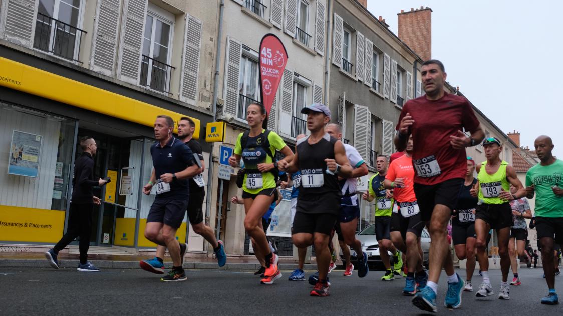 découvrez notre assurance coureurs, spécialement conçue pour protéger les passionnés de course à pied. bénéficiez d'une couverture adaptée aux accidents, blessures et frais médicaux, afin de courir l'esprit tranquille. rejoignez-nous pour sécuriser vos performances sportives dès aujourd'hui.