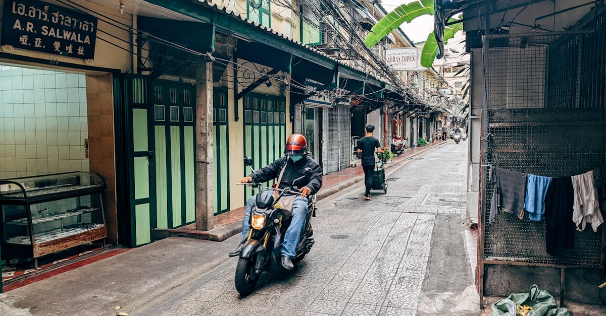 obtenez la meilleure assurance moto pour protéger votre véhicule et votre sécurité sur la route. comparez les offres, profitez de tarifs compétitifs et roulez l'esprit tranquille grâce à une couverture adaptée à vos besoins.