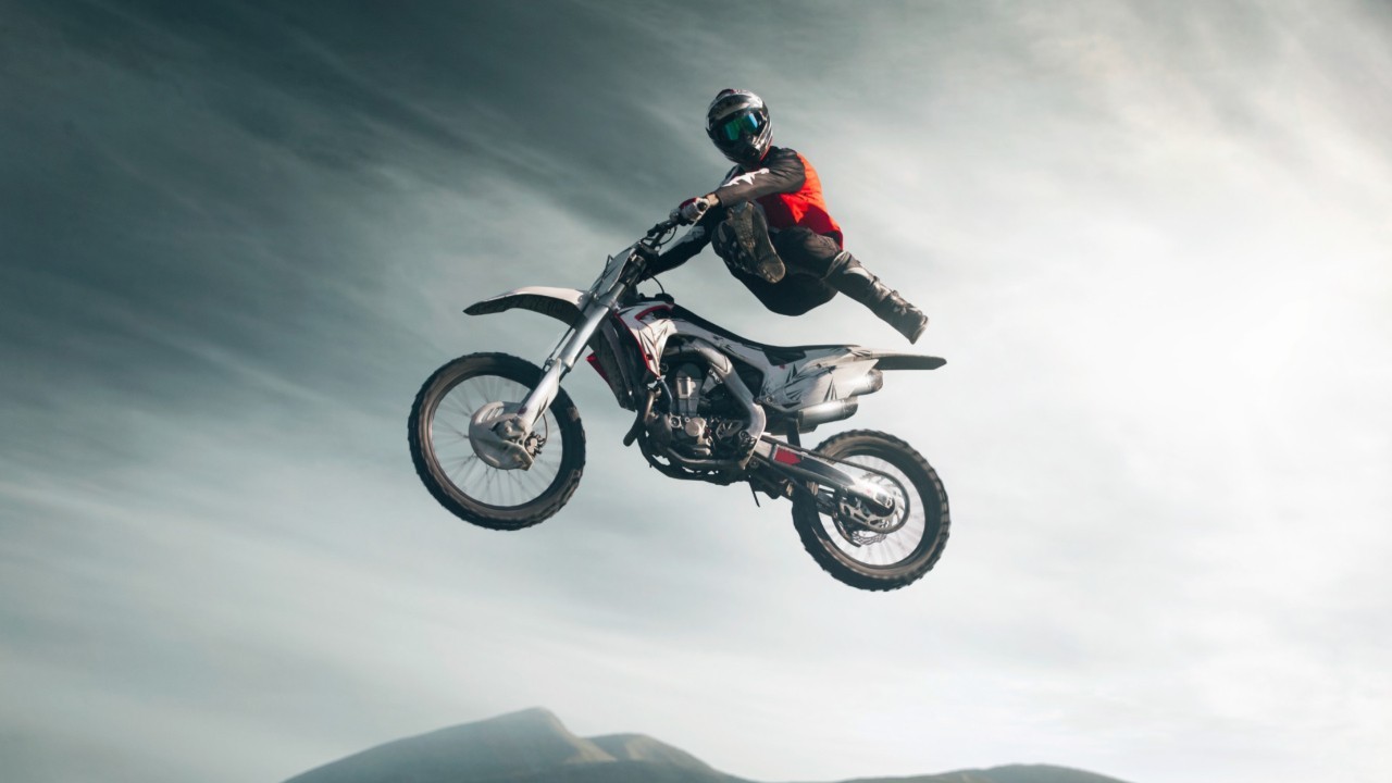 découvrez les meilleures options d'assurance moto cross en 2024, adaptées à vos besoins spécifiques. protégez votre passion avec des couvertures complètes, des tarifs compétitifs et des avantages exclusifs pour les motocrossers.