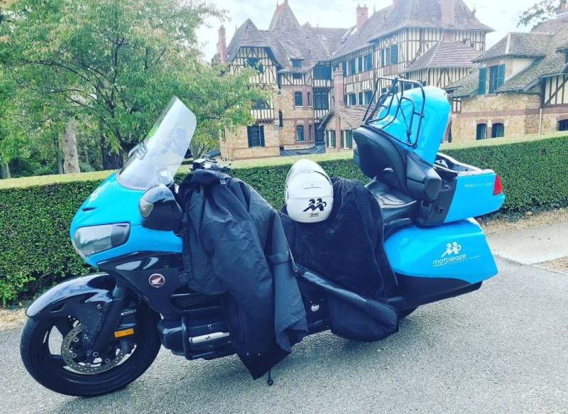 découvrez nos offres d'assurance moto à paris, adaptées à tous les profils de conducteurs. bénéficiez d'une couverture complète, d'un service client réactif et d'options personnalisables pour rouler en toute sérénité dans la capitale.