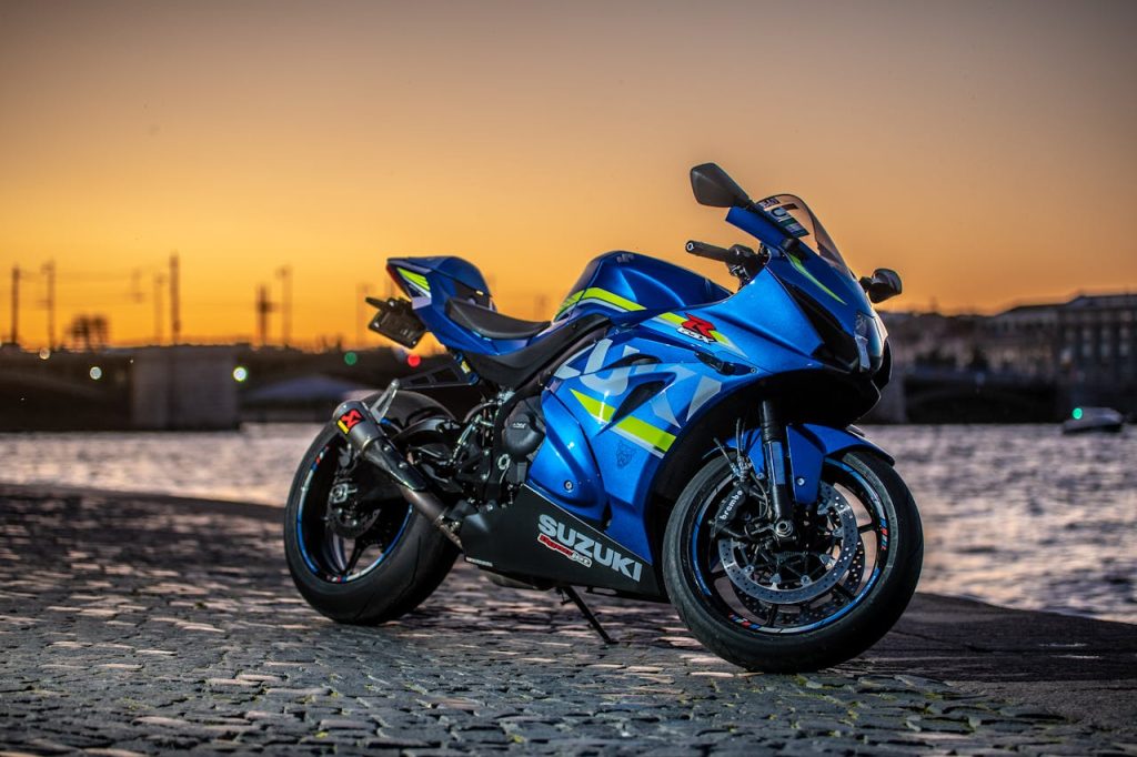 découvrez les meilleures options d'assurance pour votre moto suzuki en 2024. protégez votre véhicule avec des garanties adaptées et bénéficiez de conseils d'experts pour rouler sereinement.